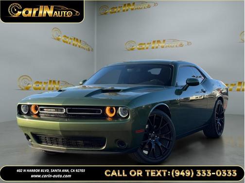 2020 Dodge Challenger SXT