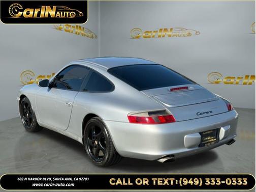 2003 Porsche 911 Carrera 4