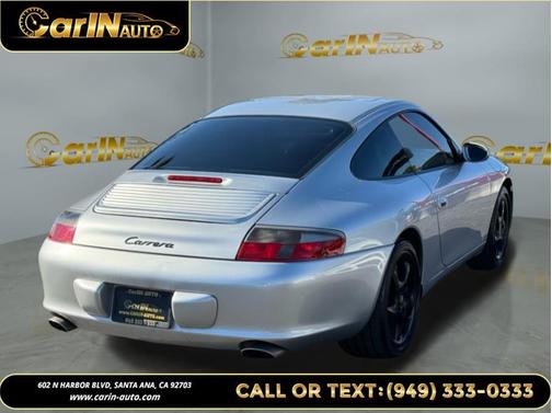 2003 Porsche 911 Carrera 4