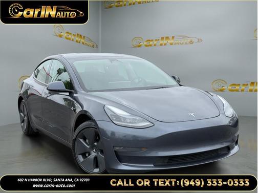 Gray 2022 Tesla Model 3 Long Range