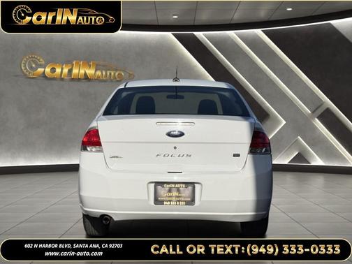 Oxford White 2008 Ford Focus SE