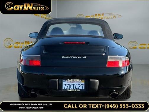 2000 Porsche 911 Carrera 4