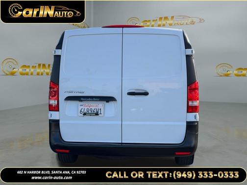 2017 Mercedes-Benz Metris Base