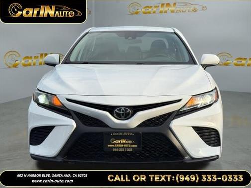 2020 Toyota Camry SE