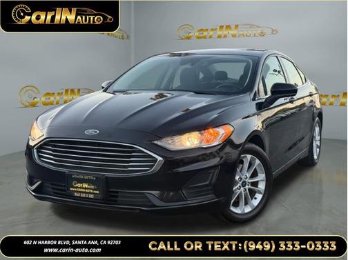 2020 Ford Fusion SE