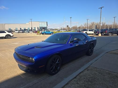 2021 Dodge Challenger SXT