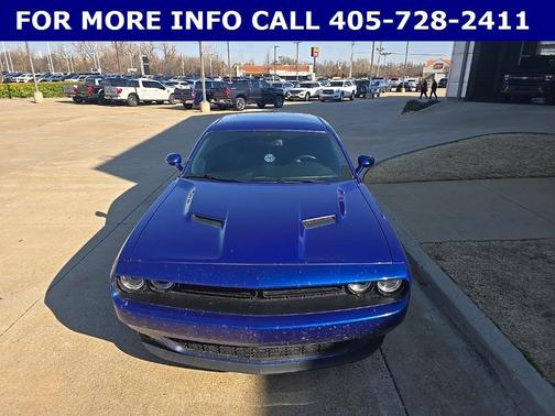 2021 Dodge Challenger SXT