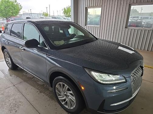 2025 Lincoln Corsair Premiere