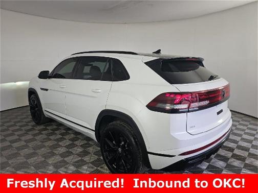 2024 Volkswagen Atlas Cross Sport 2.0T SEL Premium R-Line