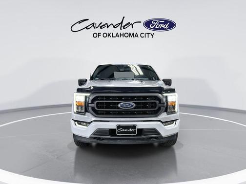 Space White Metallic 2022 Ford F-150 XLT