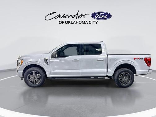Space White Metallic 2022 Ford F-150 XLT