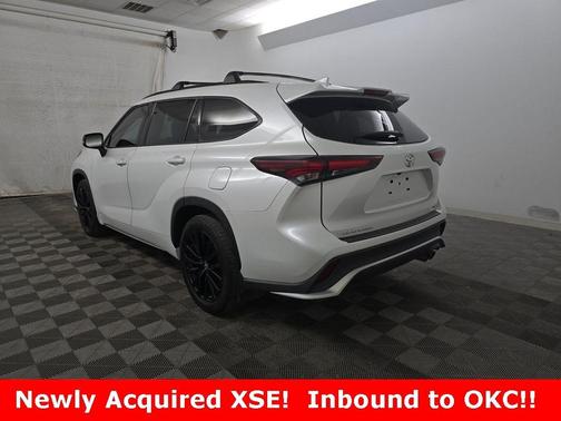 2024 Toyota Highlander XSE