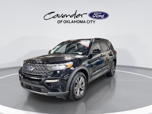 Agate Black Metallic 2023 Ford Explorer XLT