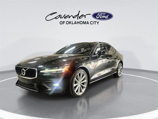 2021 Volvo S60 T5 Momentum