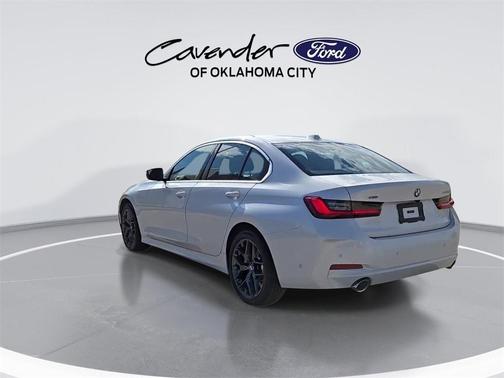 2025 BMW 330 i xDrive