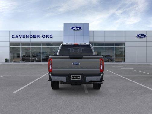 2025 Ford F-250 XLT