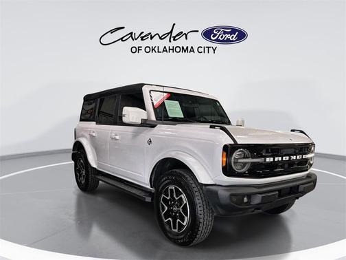 2023 Ford Bronco Outer Banks