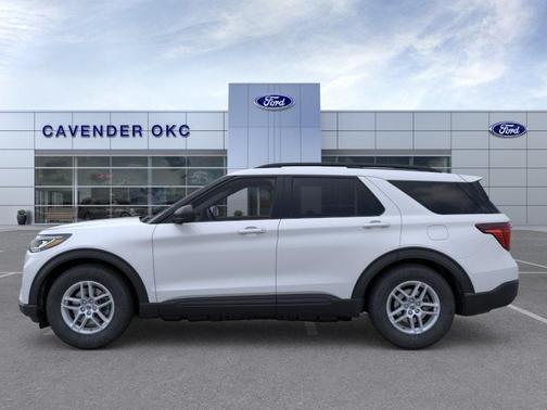 Space White Metallic 2026 Ford Explorer Active