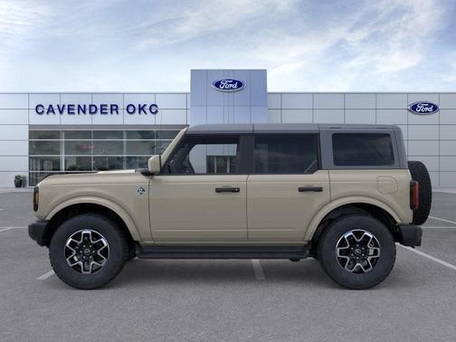 Desert Sand 2026 Ford Bronco Outer Banks