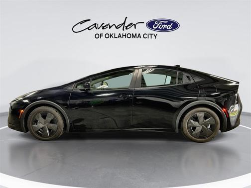 2023 Toyota Prius LE