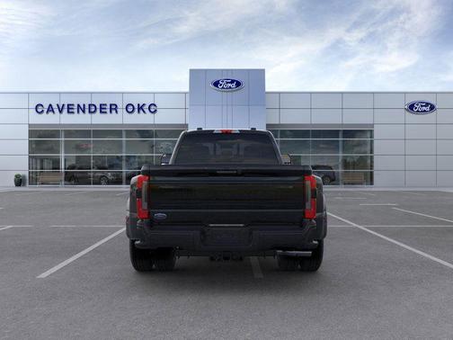 2025 Ford F-350 Platinum