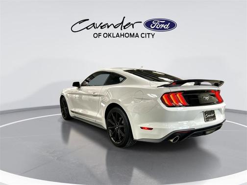 2021 Ford Mustang EcoBoost