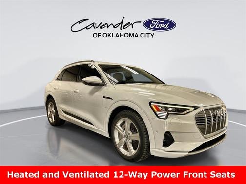 2019 Audi e-tron quattro Premium Plus