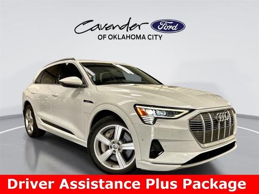 2019 Audi e-tron quattro Premium Plus