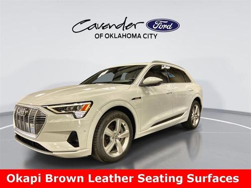 2019 Audi e-tron quattro Premium Plus