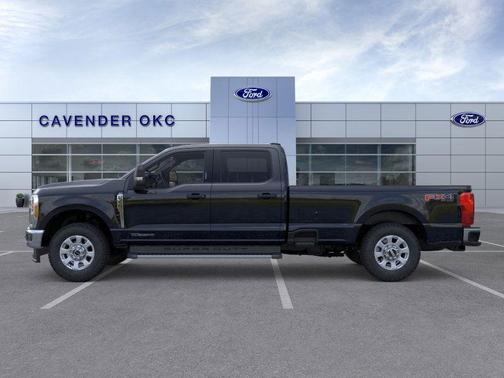 2025 Ford F-350 XLT