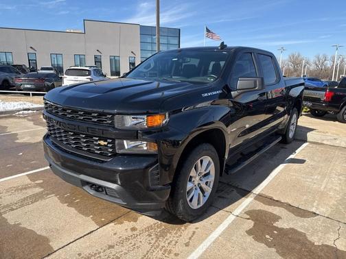 2020 Chevrolet Silverado 1500 Custom