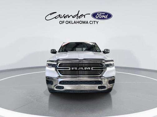 Bright White Clearcoat 2022 RAM 1500 Laramie