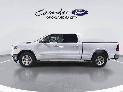 Bright White Clearcoat 2022 RAM 1500 Laramie