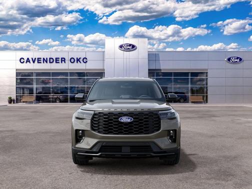 Gray 2027 Ford Explorer ST-Line