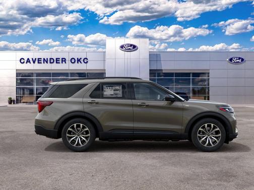 Gray 2027 Ford Explorer ST-Line