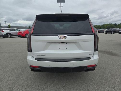 2023 Cadillac Escalade Sport