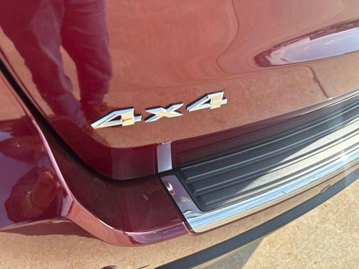 Velvet Red Pearlcoat 2022 Jeep Grand Cherokee WK Limited