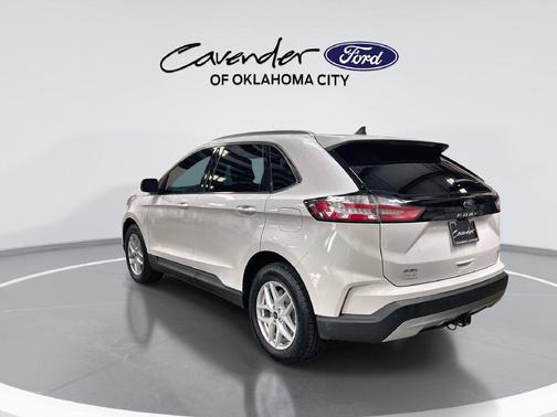 Star White 2023 Ford Edge SEL
