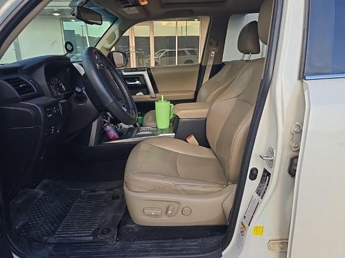 Blizzard Pearl 2016 Toyota 4Runner Limited