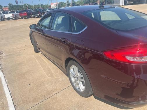 2018 Ford Fusion Hybrid SE