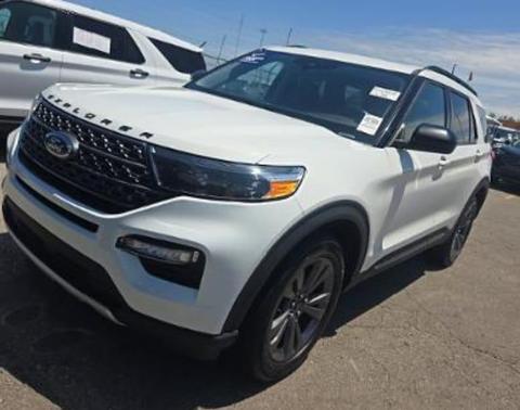 Star White 2023 Ford Explorer XLT