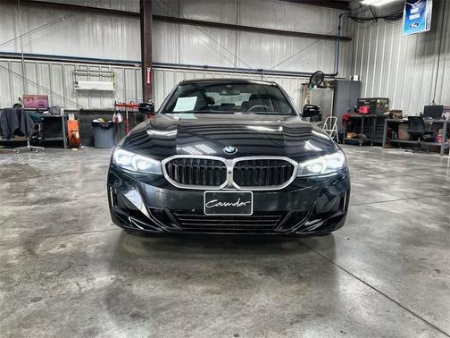 2025 BMW 330 i xDrive