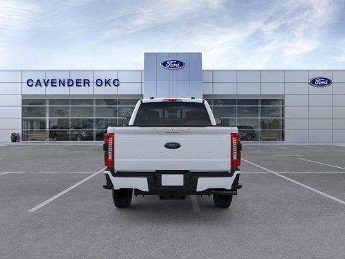 2025 Ford F-350 Lariat Super Duty