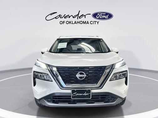White 2023 Nissan Rogue SL