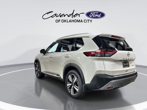 White 2023 Nissan Rogue SL