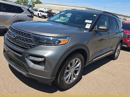 Carbonized Gray Metallic 2023 Ford Explorer XLT