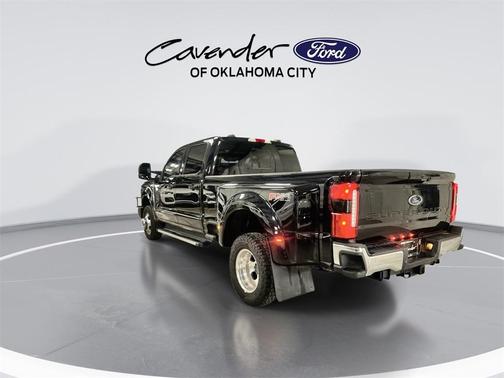 2024 Ford F-350 Lariat Super Duty