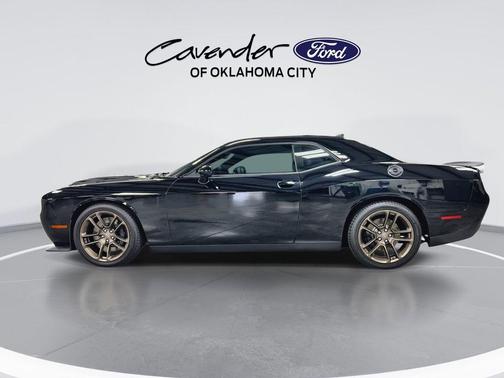 Pitch Black Clearcoat 2022 Dodge Challenger SRT Hellcat
