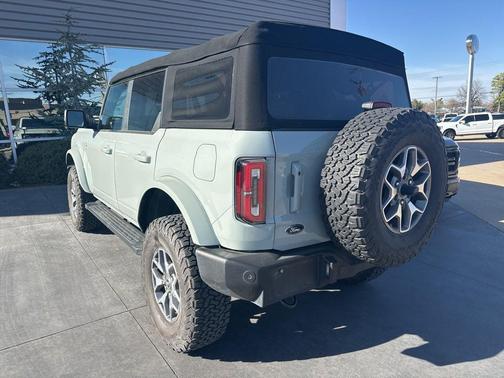 2022 Ford Bronco Outer Banks