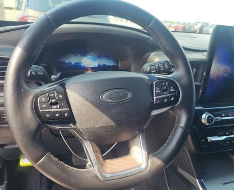 2022 Ford Explorer Platinum